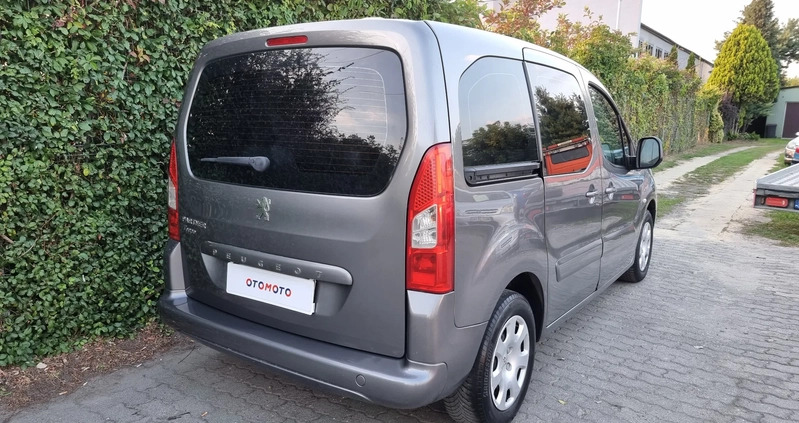 Peugeot Partner cena 17900 przebieg: 343000, rok produkcji 2012 z Warszawa małe 407